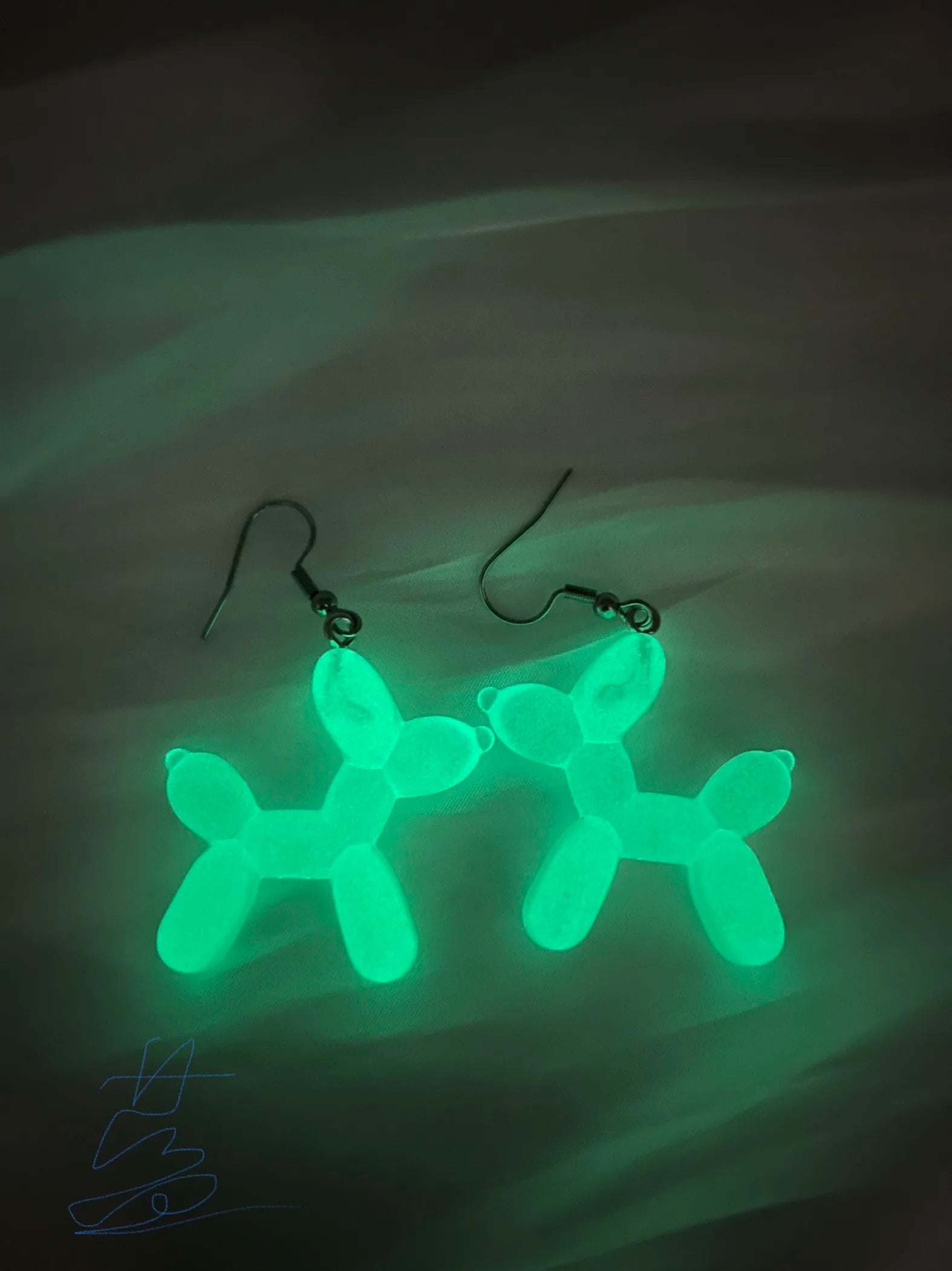 Ghost in Bottle Earrings Glow in the Dark Ghost Dangle Earrings Luminous Halloween Jewelry for Women and Girl - Charlie Dolly