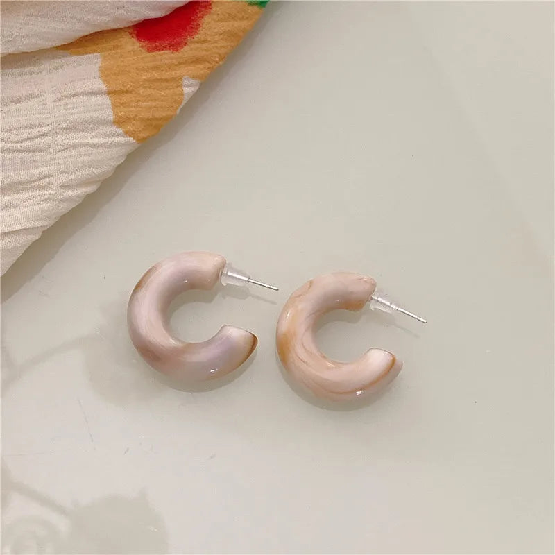 Korean Fashion C-Shape Resin Hoop Earrings for Women New Multicolor Geometric Circle Acrylic Earring Hoops Boho Jewelry Gifts
