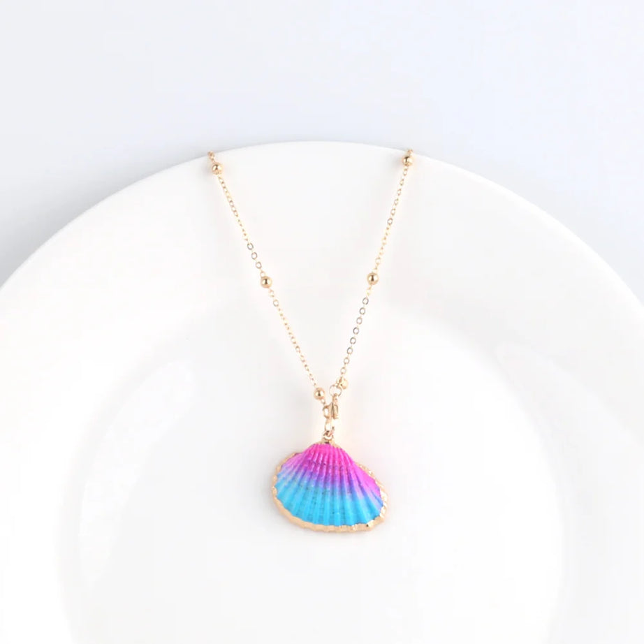 Conch Shell Boho Pendant Necklace