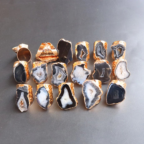 Irregular Geode Stone Agate Slices Open Ring Unisex Black Color Boho Resizable Finger Jewelry - Charlie Dolly