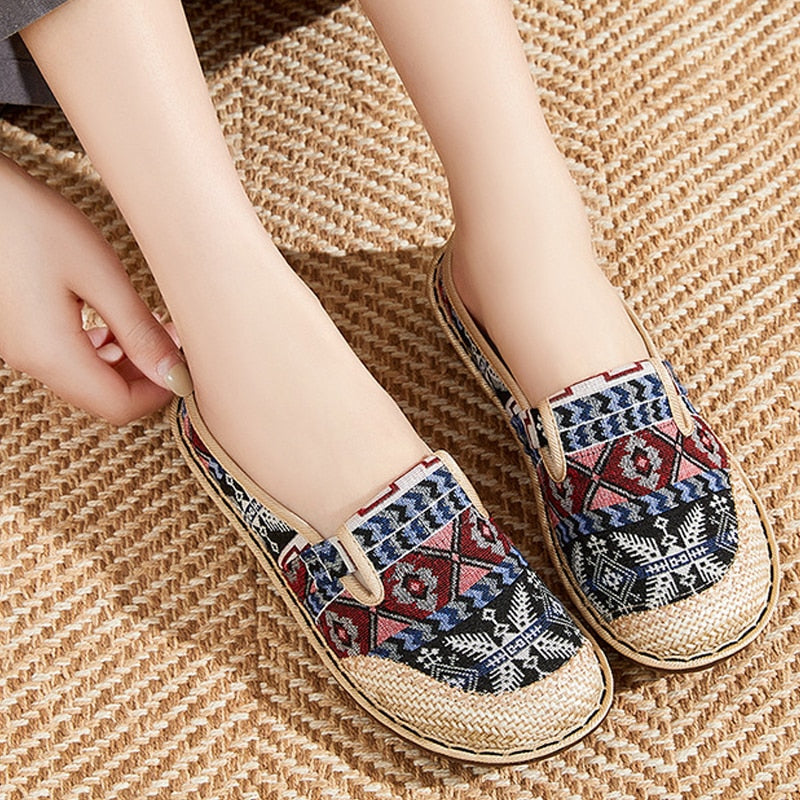 summer dress shoes womens Women Slipper Ethnic Embroidery Summer Flat Shoe Linen Wedge Cloth Shoes Soft Sole Walking Elderly Sandal Ladies Slip-on Muller Red / 36
