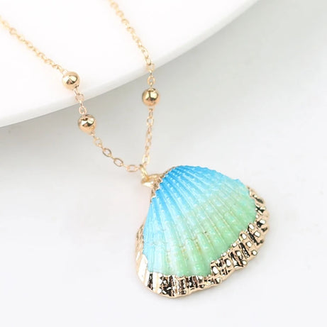 Conch Shell Boho Pendant Necklace
