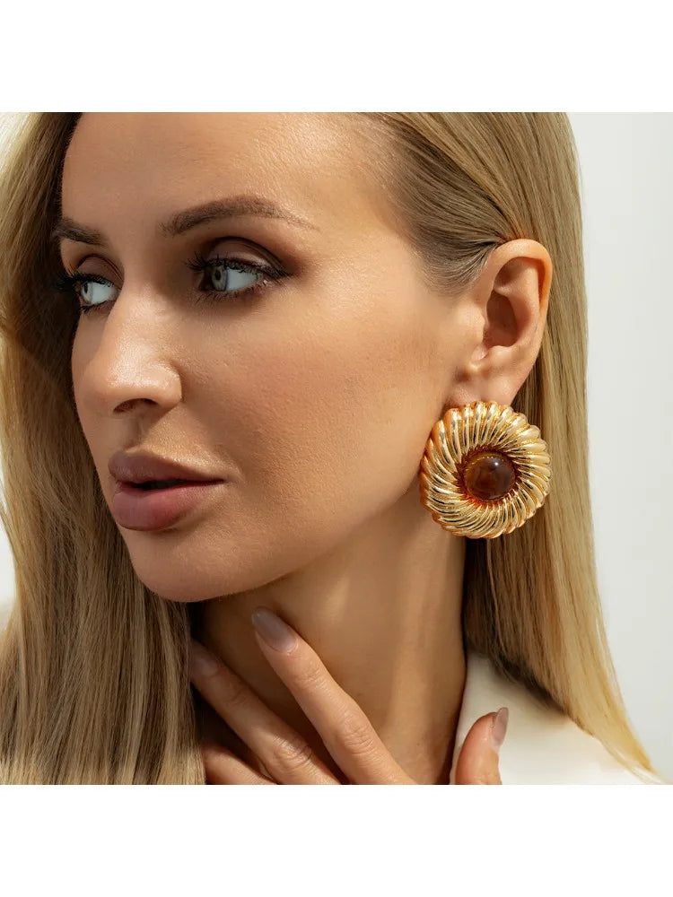 New Trendy Geometric Big Spiral Stud Earrings Women Boho Inlaid Resin Acrylic Beads Earrings Vacation Jewelry Accessories