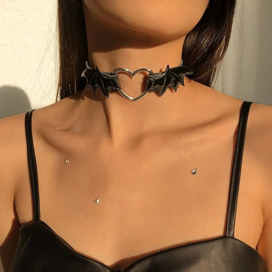 Leather Bat Wings Choker Goth Cute Heart Necklace Punk Gothic Collar Halloween Jewelry Aesthetic Accessories for Women Girls