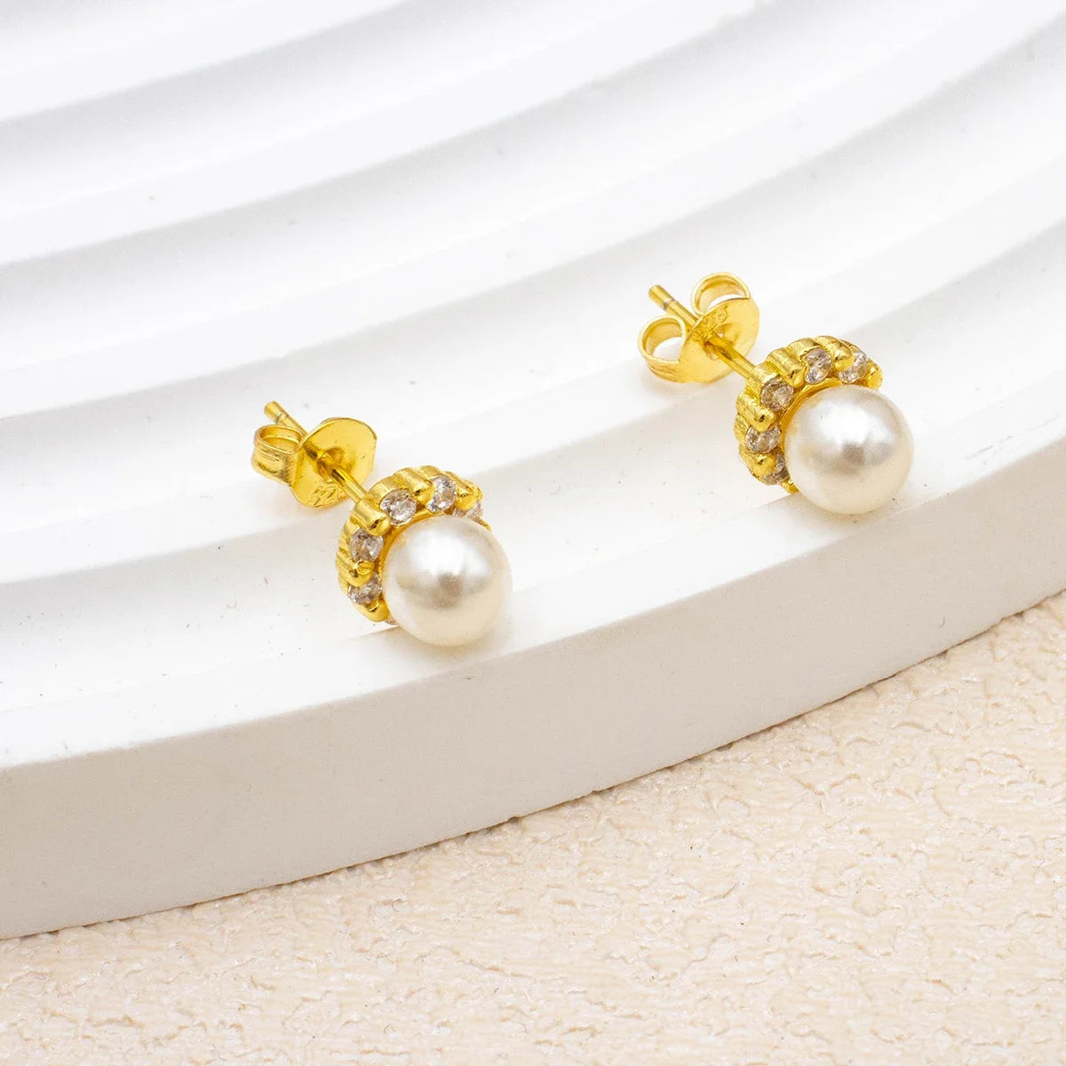 New Summer Collection Pearls Stud Earrings Gold Color Jewelry for Women Zircon Earrings with Hypoallergenic & Boho Style Gift