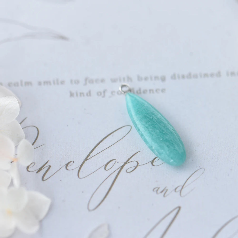 Labradorite Raw Crystal Teardrop Pendant Necklace, Moon Goddess Protection Stone
