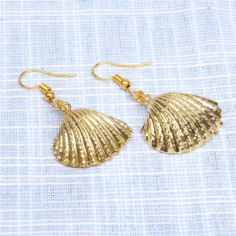 New In Natural Shell Sea Scallop Drop Earrings Boho Shell Drop Earrings for Women Femal Sea Beach Earrings Summer Jewelry Gifts