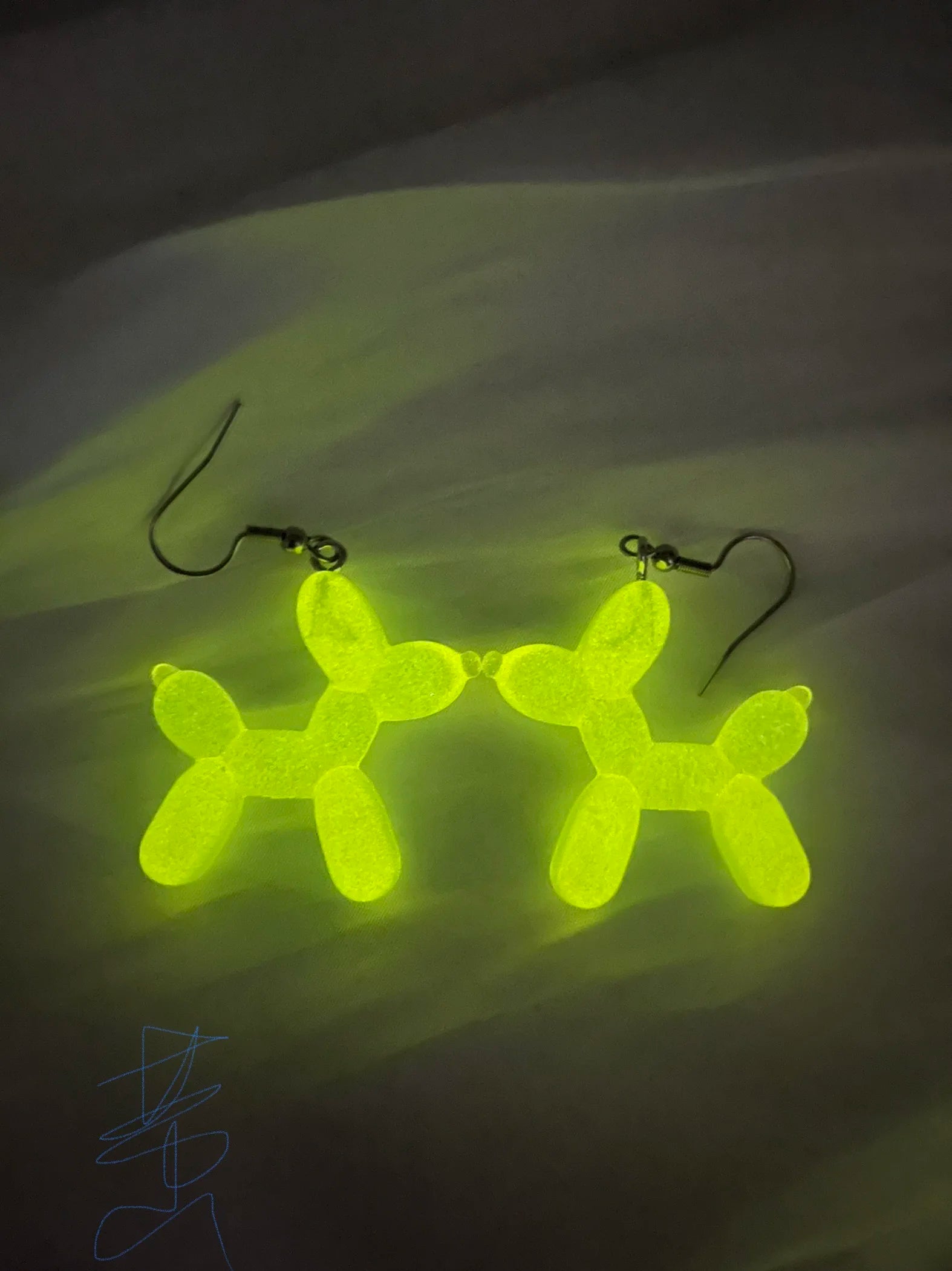 Ghost in Bottle Earrings Glow in the Dark Ghost Dangle Earrings Luminous Halloween Jewelry for Women and Girl - Charlie Dolly