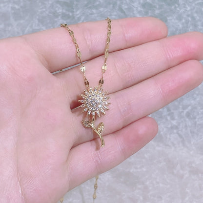 Fashion Exquisite Rotatable Sunflower Pendant Necklace Personality Shiny Zircon Rotating Anxiety Titanium Steel Necklace Jewelry