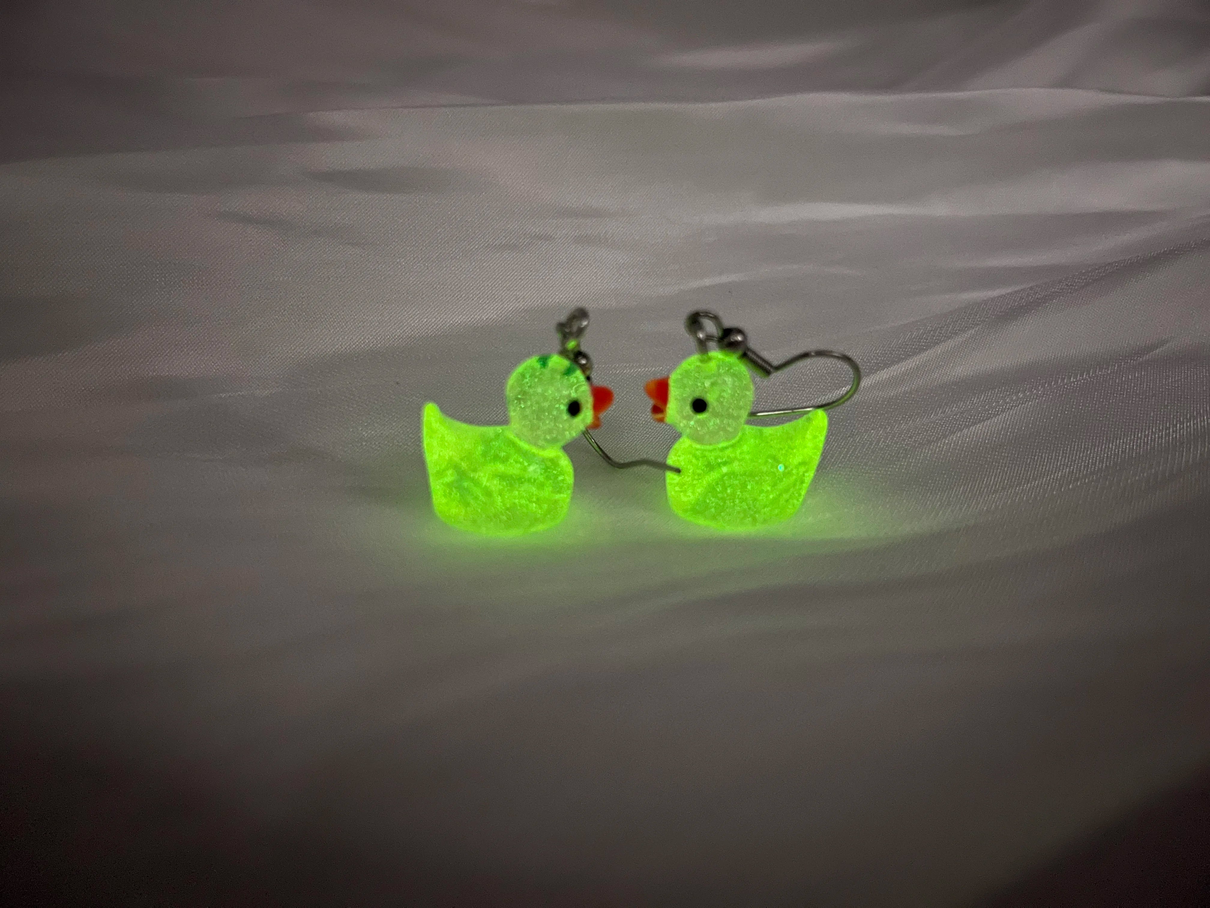 Ghost in Bottle Earrings Glow in the Dark Ghost Dangle Earrings Luminous Halloween Jewelry for Women and Girl - Charlie Dolly
