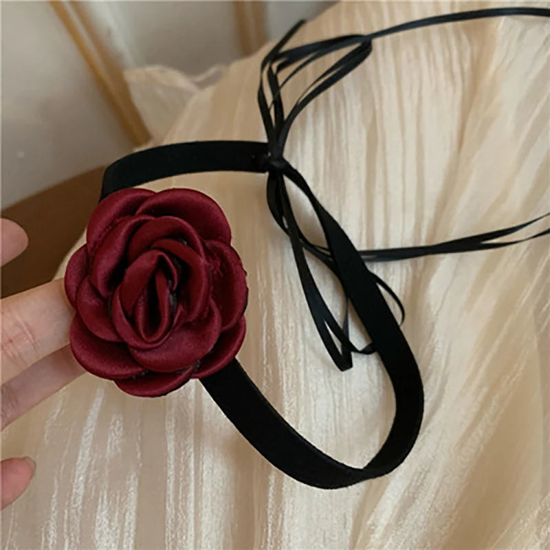 Women's Gothic Lace Choker Necklace Retro White Velvet Clavicle Chain Punk Collar Choker Steampunk Party Halloween Jewelry Gift - Charlie Dolly