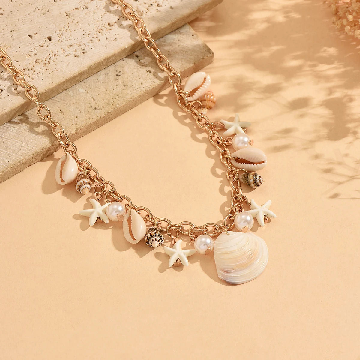 Women's Dainty Gold Choker Necklace Shell Cowrie Starfish Imitate Pearl Pendant Boho Summer Beach Vacation Daily Jewelry