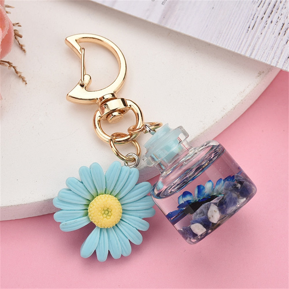 Small Chrysanthemum Key Chain Personalized Moon Button Fashion Keychains For Women Charm Keychain Girl Bag Pendant Keyring Gifts - Charlie Dolly
