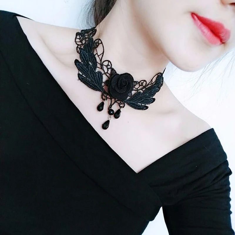 Halloween Choker Necklace for Women Rhinestone Pendant Lace Gothic Necklace for Steampunk Royal Court Vampire Costume Jewelry - Charlie Dolly