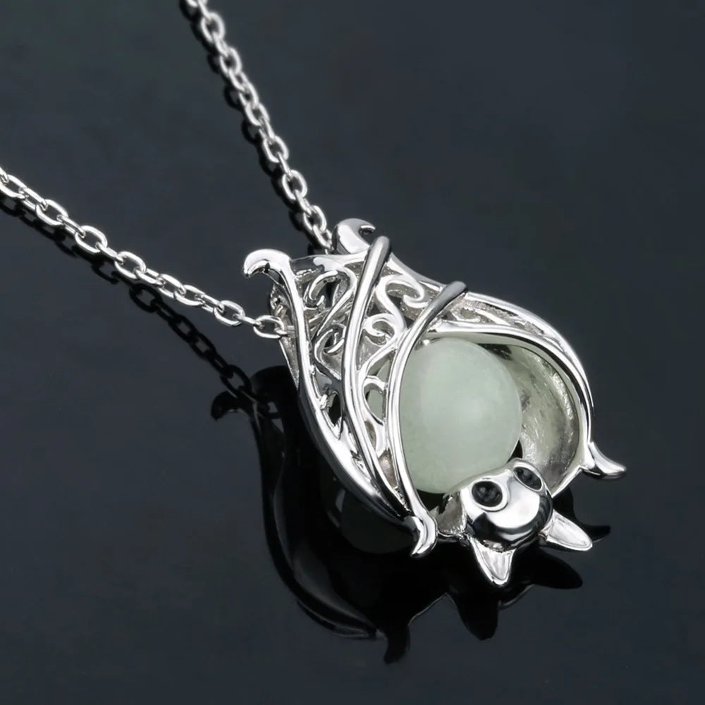 Exquisite Luminous Bat Necklace Openwork Glowing Animal Pendant Children's Birthday Party Anniversary Gift Halloween Jewelry - Charlie Dolly