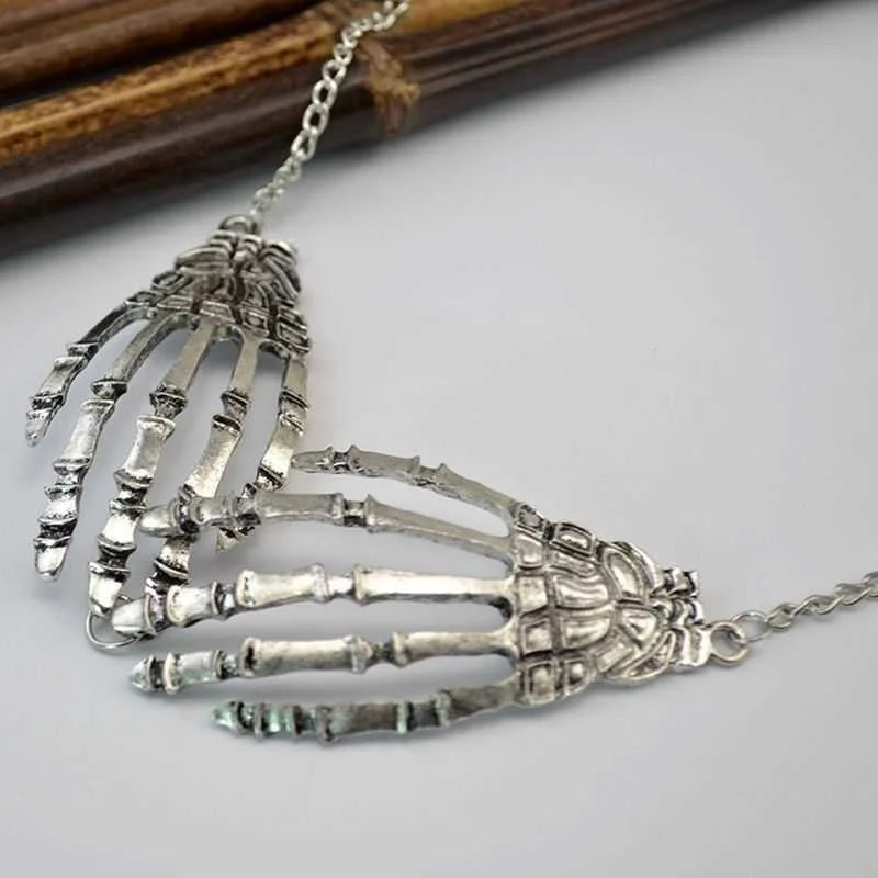 Gothic Punk Skeleton Hand Pendant Necklace For Women Vintage Hip Hop Skull Halloween Jewelry Party Accessories - Charlie Dolly
