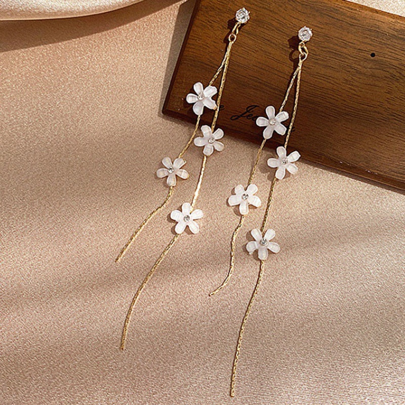 Korean Style Flower Asymmetrical Dangle Earrings for Women Shiny Rhinestone Long Tassel Cute Cat Earring Sweet Jewelry - Charlie Dolly