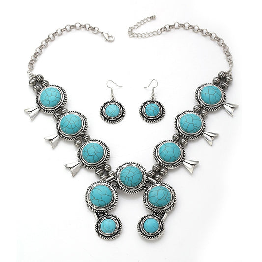 Bohemian Resin Stone Vintage Statement Choker Necklaces Women Fashion Indian Maxi Long Horn Pendants Necklace