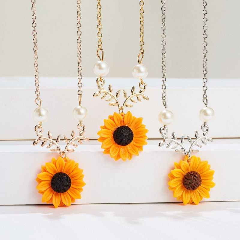 Fashion Sunflower Choker Necklace For Women Cute Flower Pearl Pendant Lady Girls Party Jewelry Accessories  Charm Gift