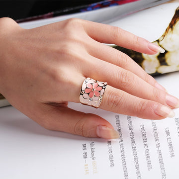 Fashion Enamel Metal Gold Rings Unique Fine Jewelry Scarves Pink Black Painted Flower Ring Gifts For Women Girls Perfect Quality - Charlie Dolly