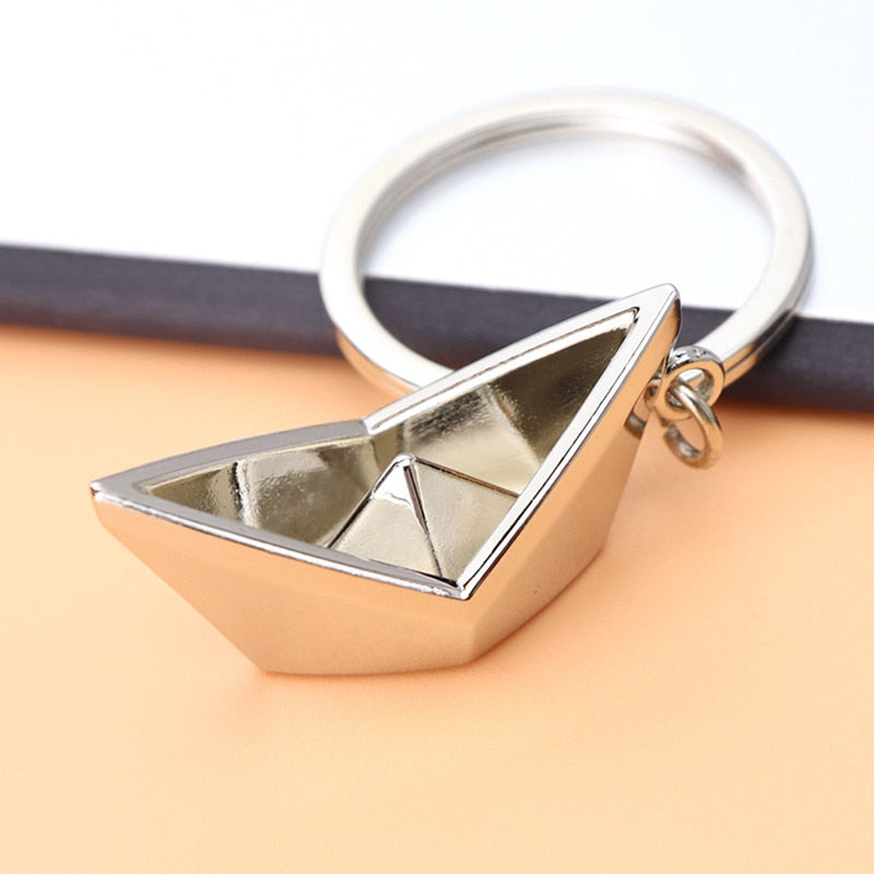 Men&#39;s Sailing Paper Boat Lovely Keychain Metal Alloy Boat Key Chains Key Rings Lucky Gift For Sailor Men Women Charms Pendant