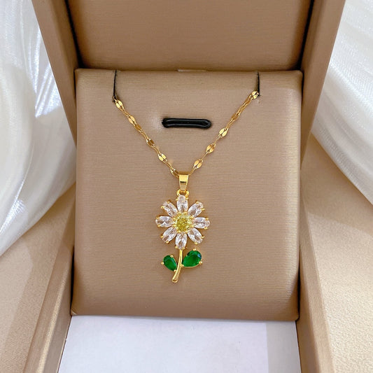 Fashionable Romantic White Flower Necklace Beautiful Personality Full of Zircon Small Chrysanthemum Pendant Party Gift - Charlie Dolly